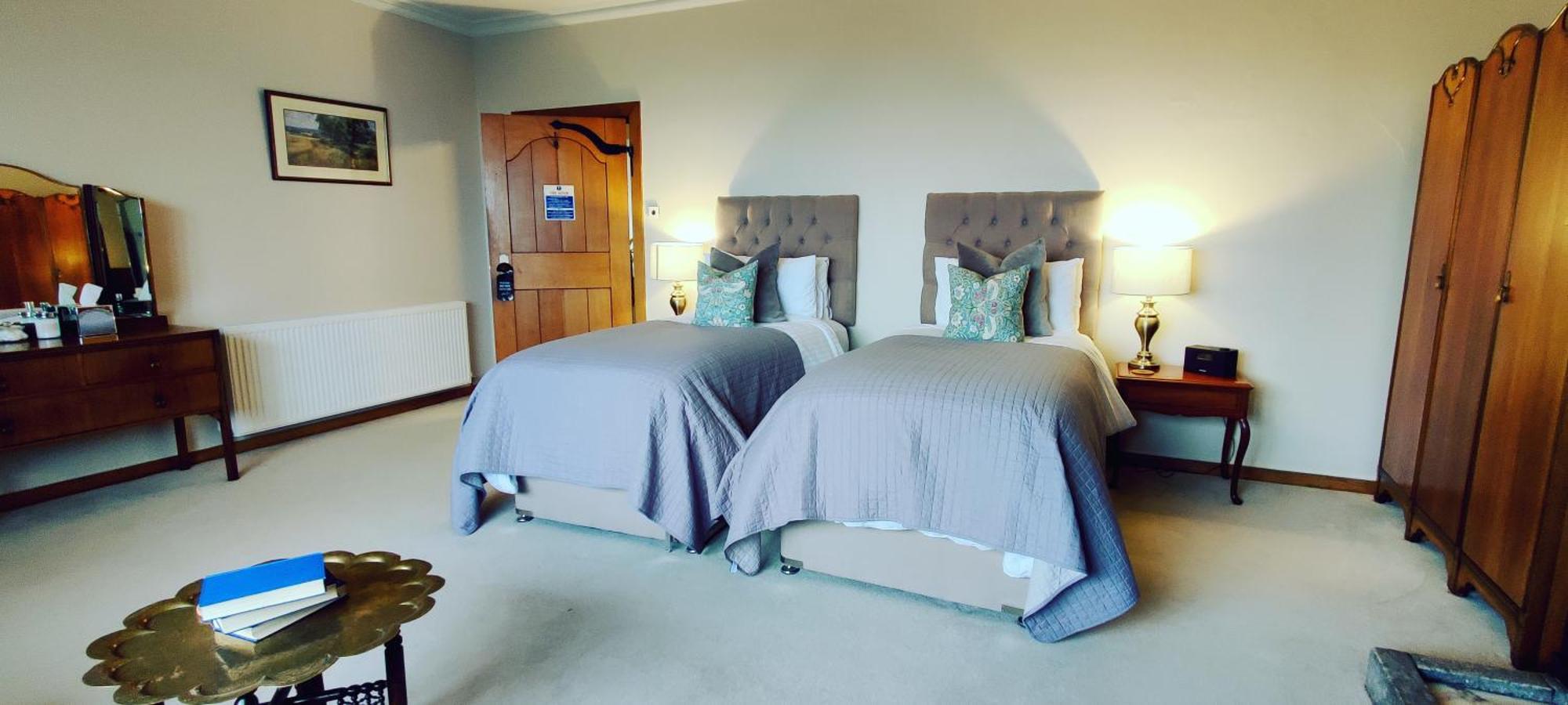 פורלוק Luxury Bed And Breakfast At Bossington Hall In Exmoor, Somerset חדר תמונה